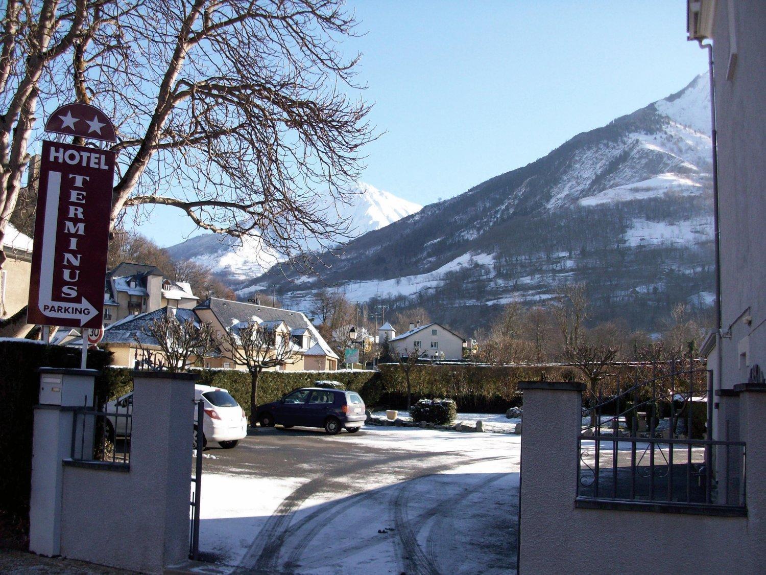 Hotel Terminus Luz-Saint-Sauveur Exterior photo